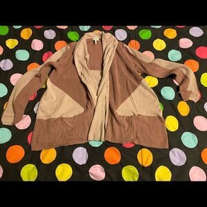 LOGO Open Sweater, size M. (S64)